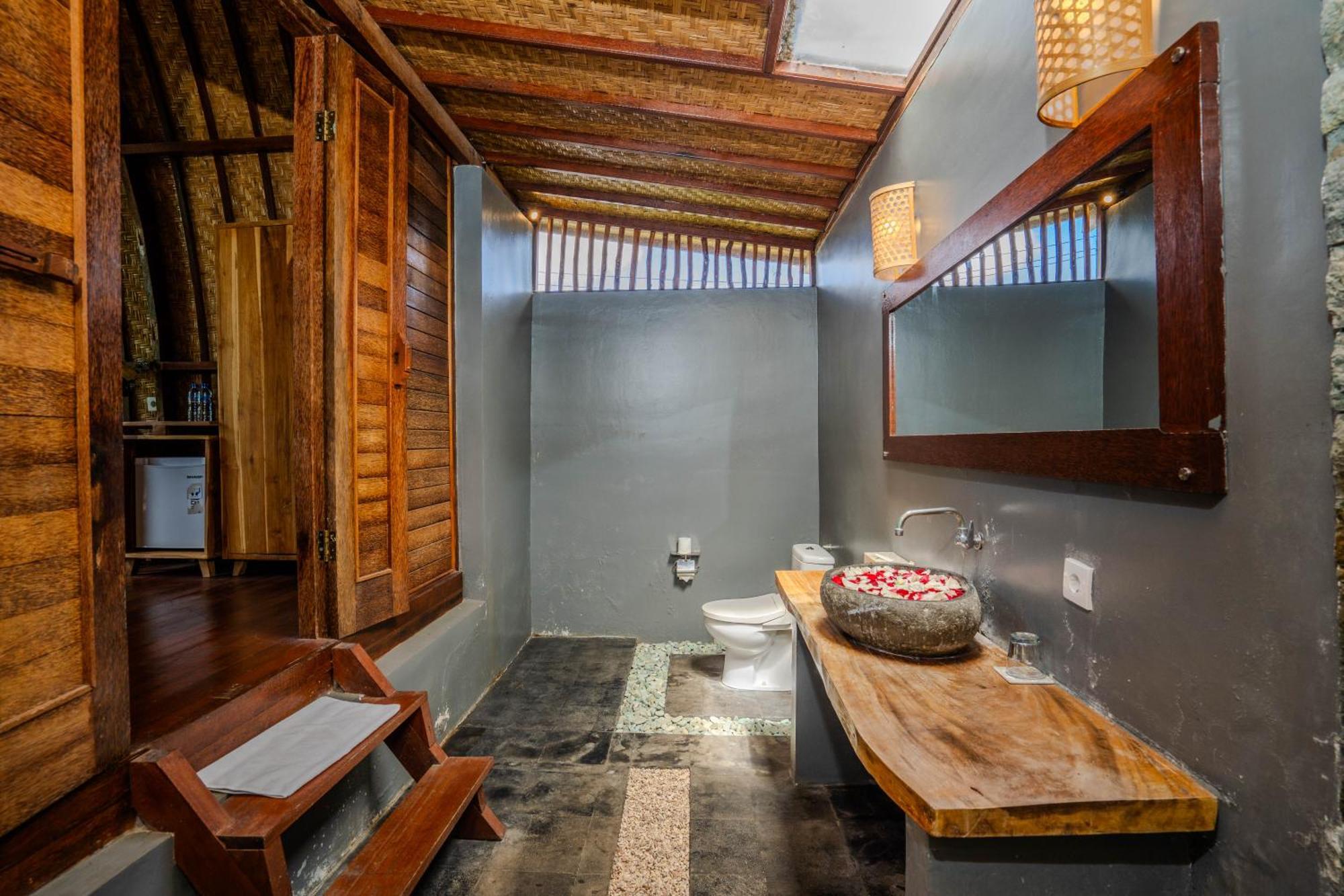 Lumbung Bukit Resort Uluwatu Екстериор снимка